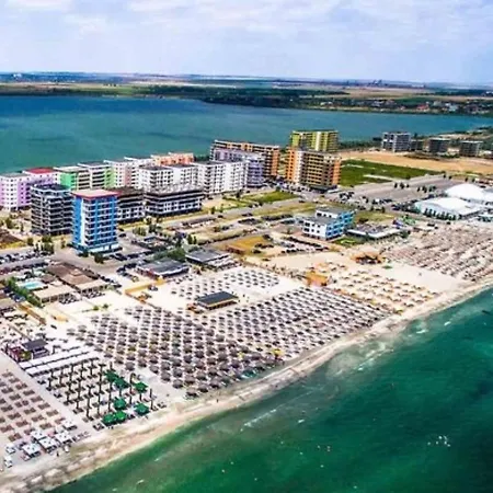 Summerland Sea & * Mamaia