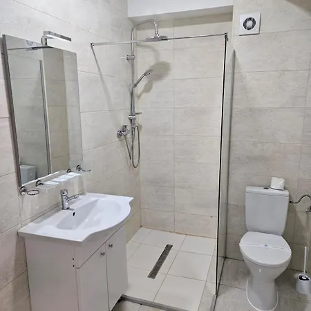 Summerland Sea & * Mamaia