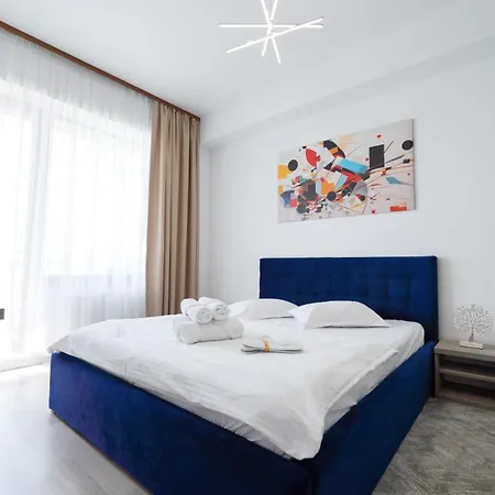 Summerland Sea & Mamaia
